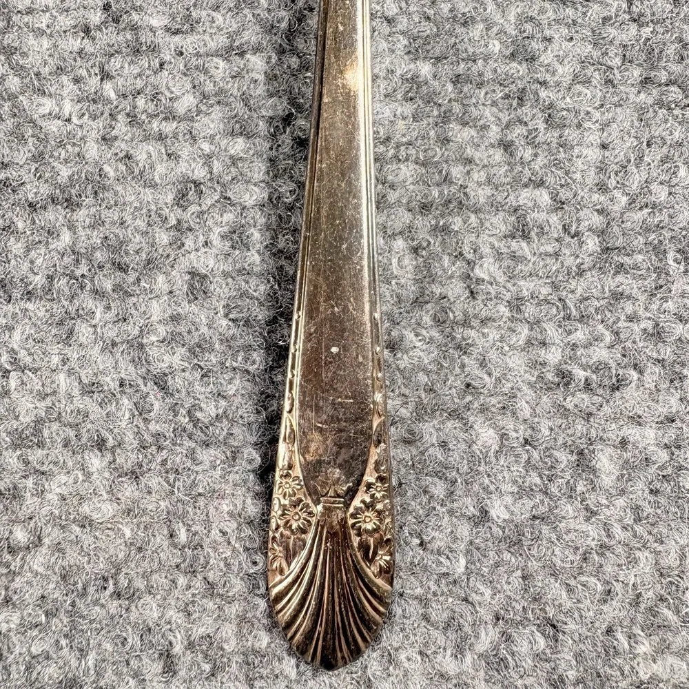 2 Vintage International Silver Radiance Meat Serving Fork Crown Silverplate 8.5